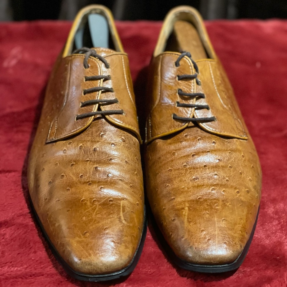 Aldo ostrich embossed shoes